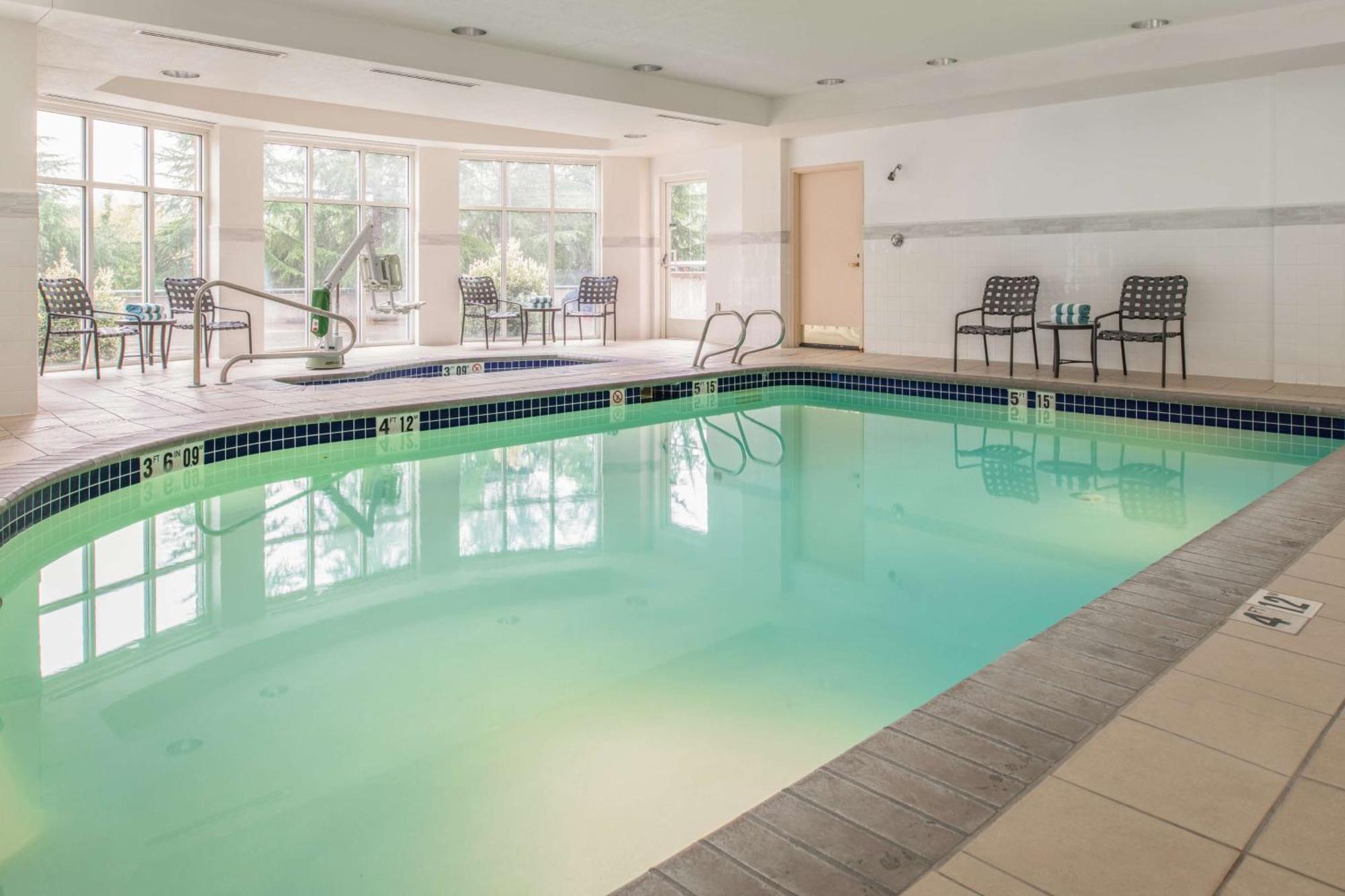 Hilton Garden Inn Portland Lake Oswego Extérieur photo