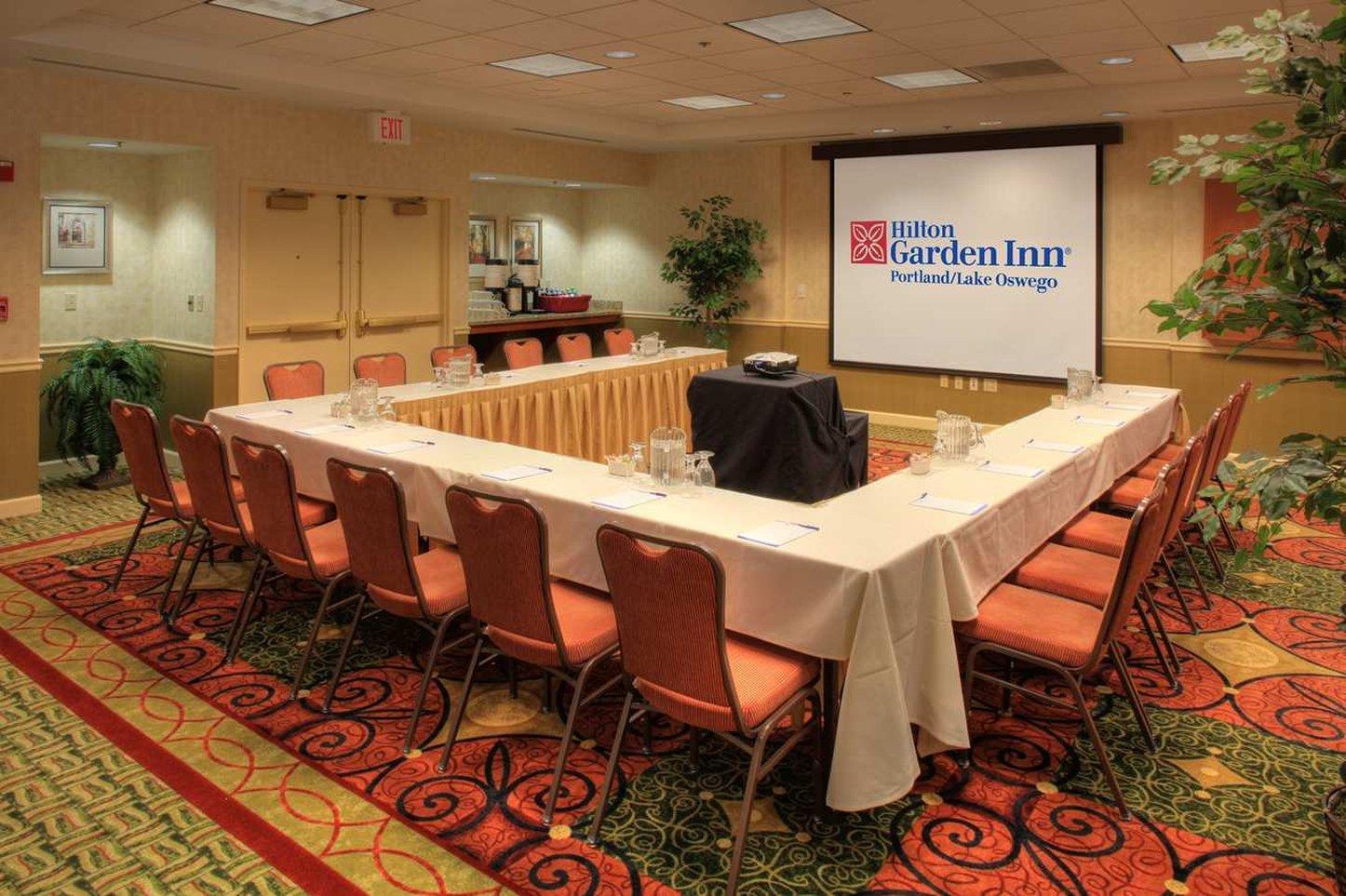 Hilton Garden Inn Portland Lake Oswego Extérieur photo